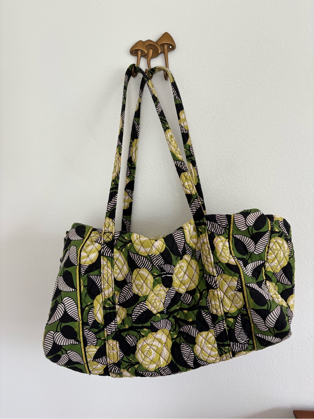 VERA BRADLEY La Neon Rose Large Duffle Bag Black Green Yellow Floral